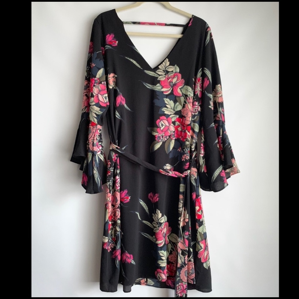 City Chic Black Floral V Neck Dress Plus Size